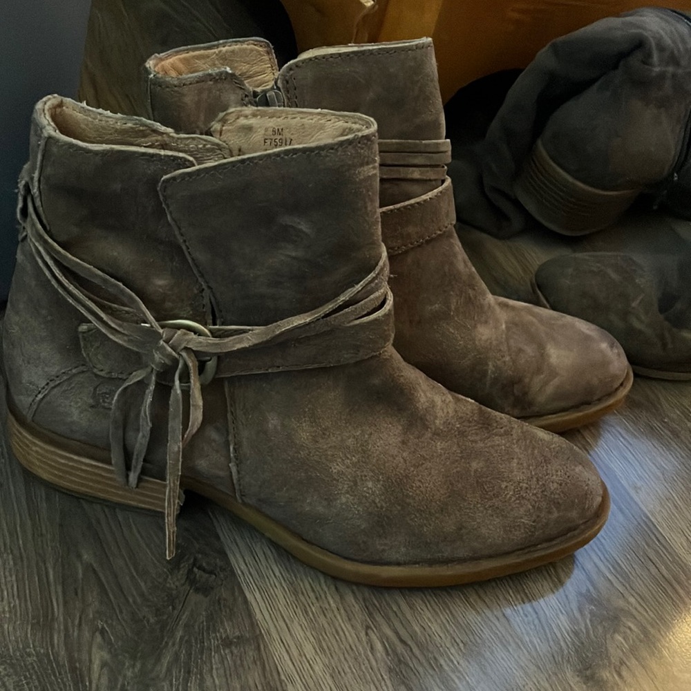 Women’s brown ankle boots